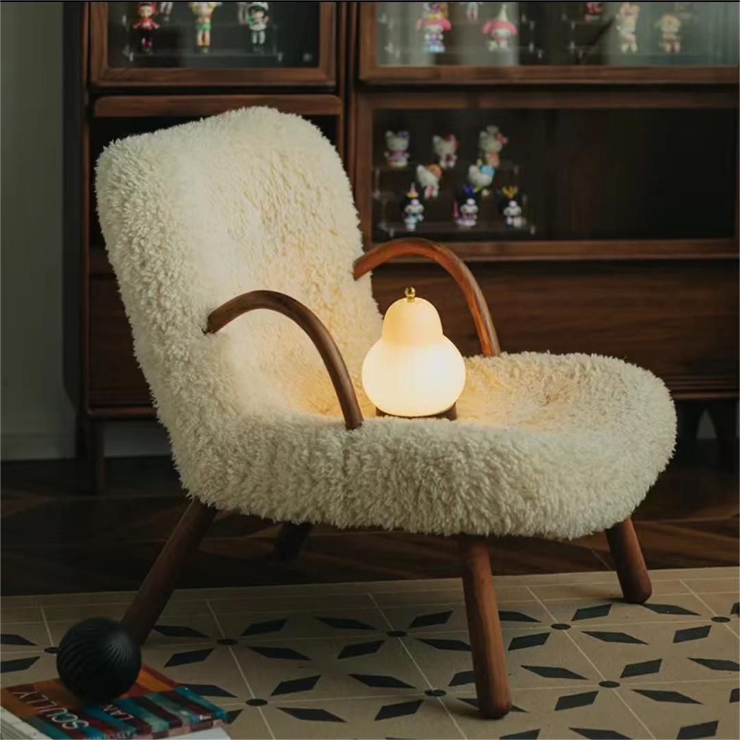 Small apartment network red lamb hair sofa solid wood recliner chair(Can be customized)