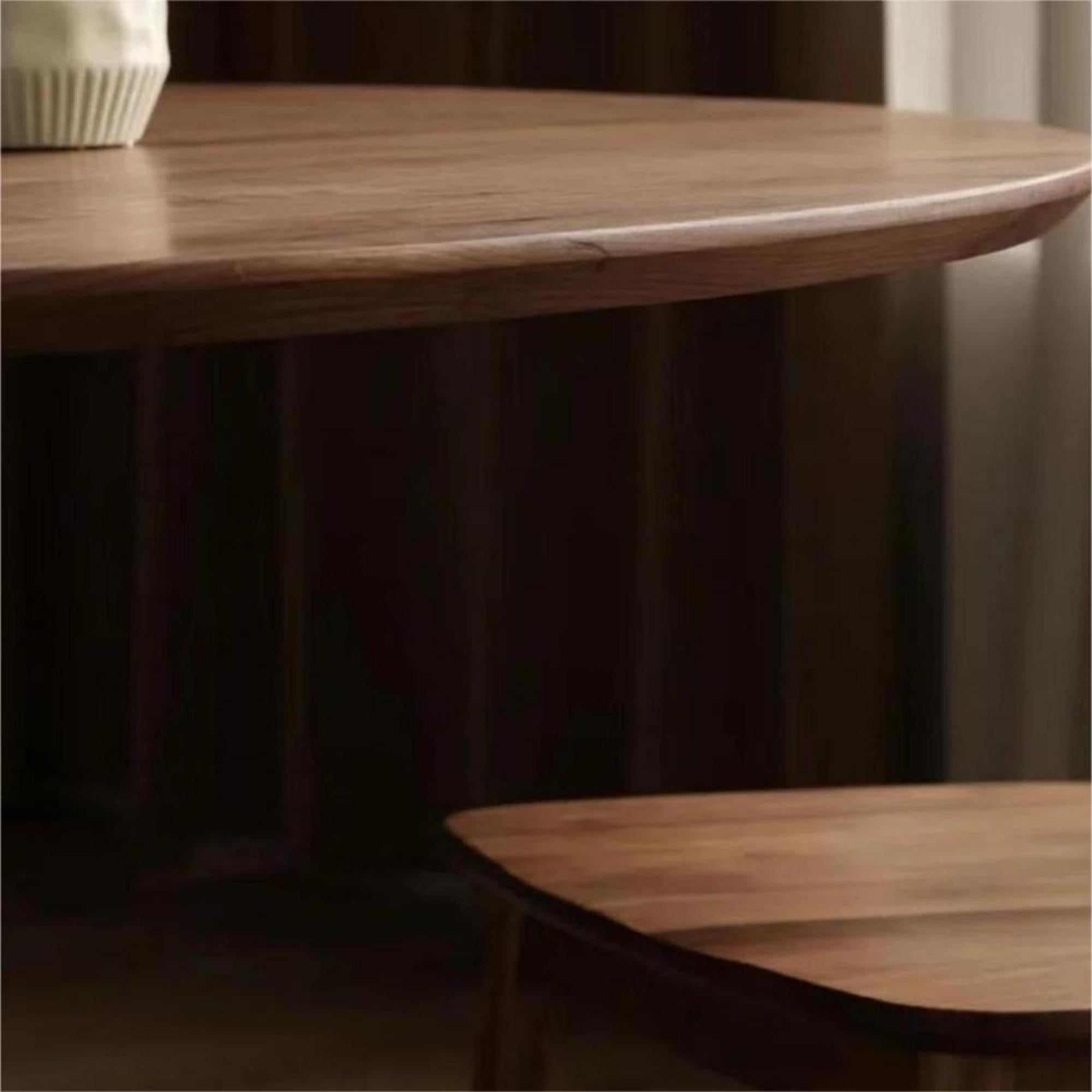 Solid wood dining table made of North American walnut.(Can be customized)