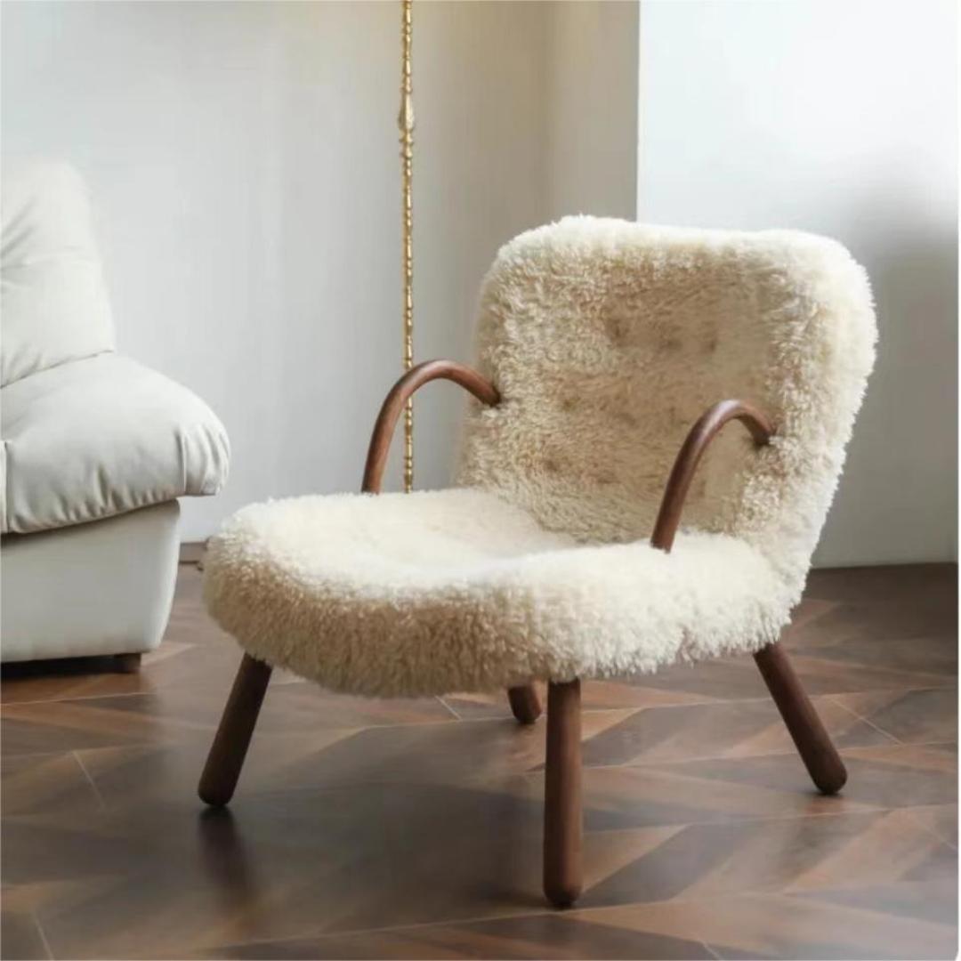 Small apartment network red lamb hair sofa solid wood recliner chair（Can be customized）